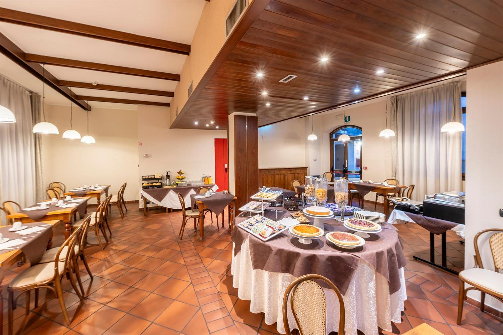 Hotel Vecchio Casello Castelleone Zewnętrze zdjęcie